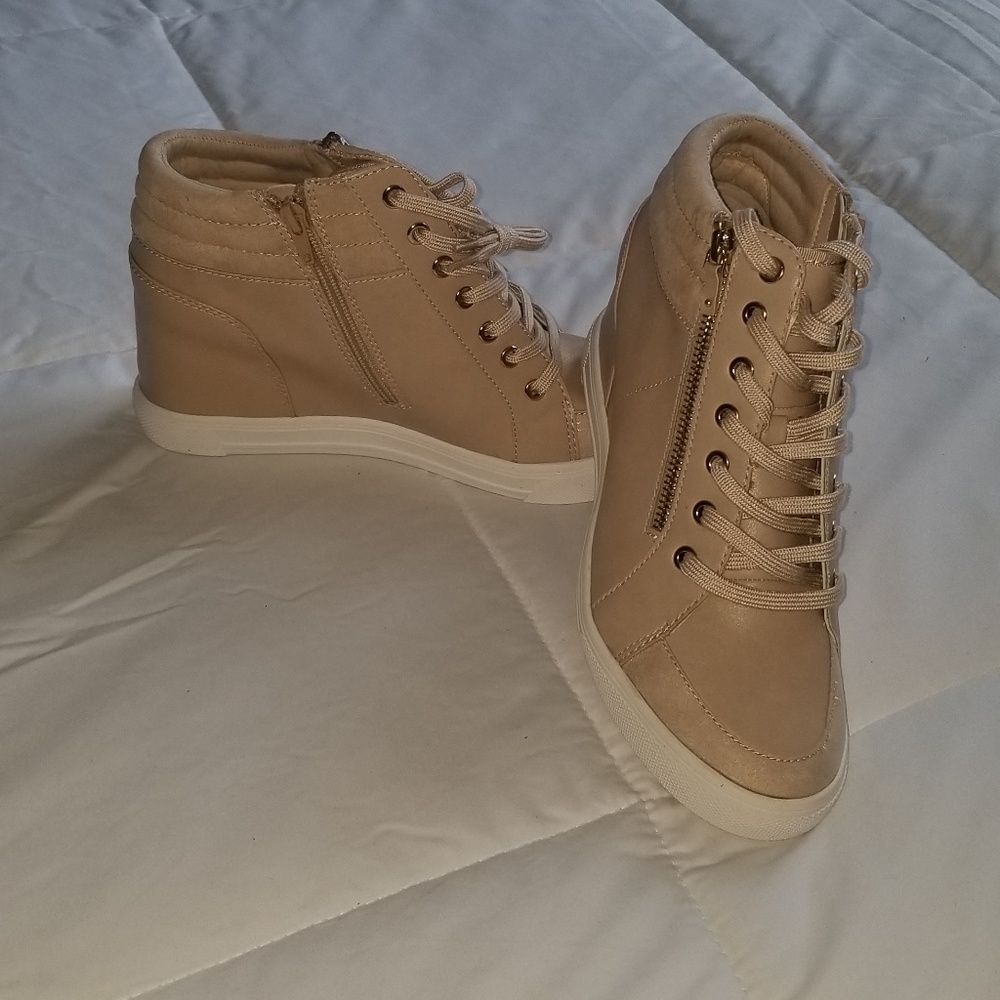 Aldo Kaia Lace-up Wedge Sneakers